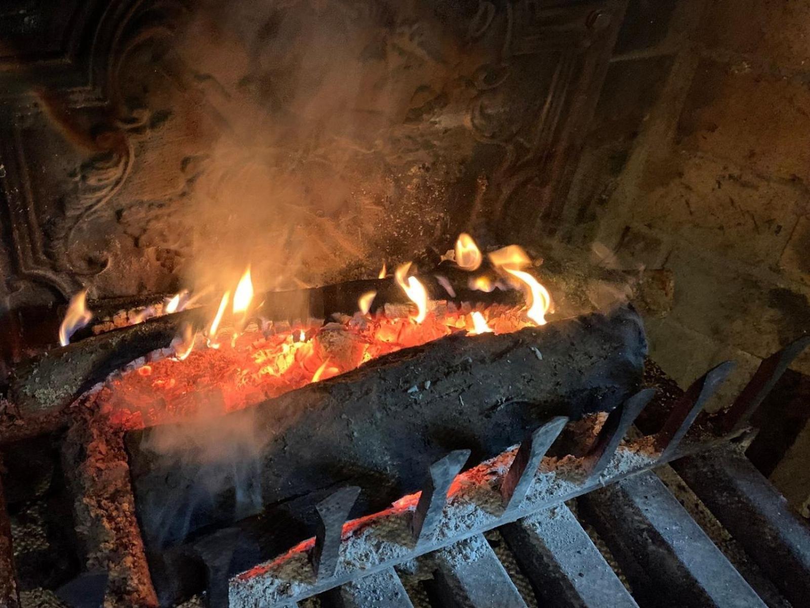 La Ville Es Renais - Ferme Et Maison D'Hotes Insolite Erquy Zewnętrze zdjęcie